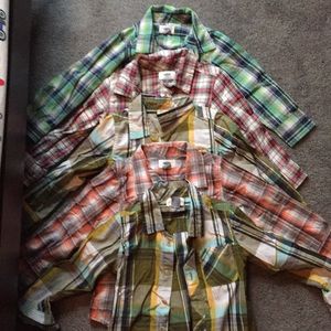 Boys old navy long sleeve button up shirts